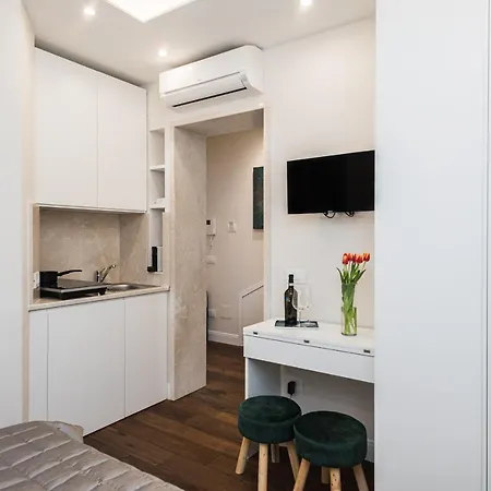 Apartamento Frattina 35 *